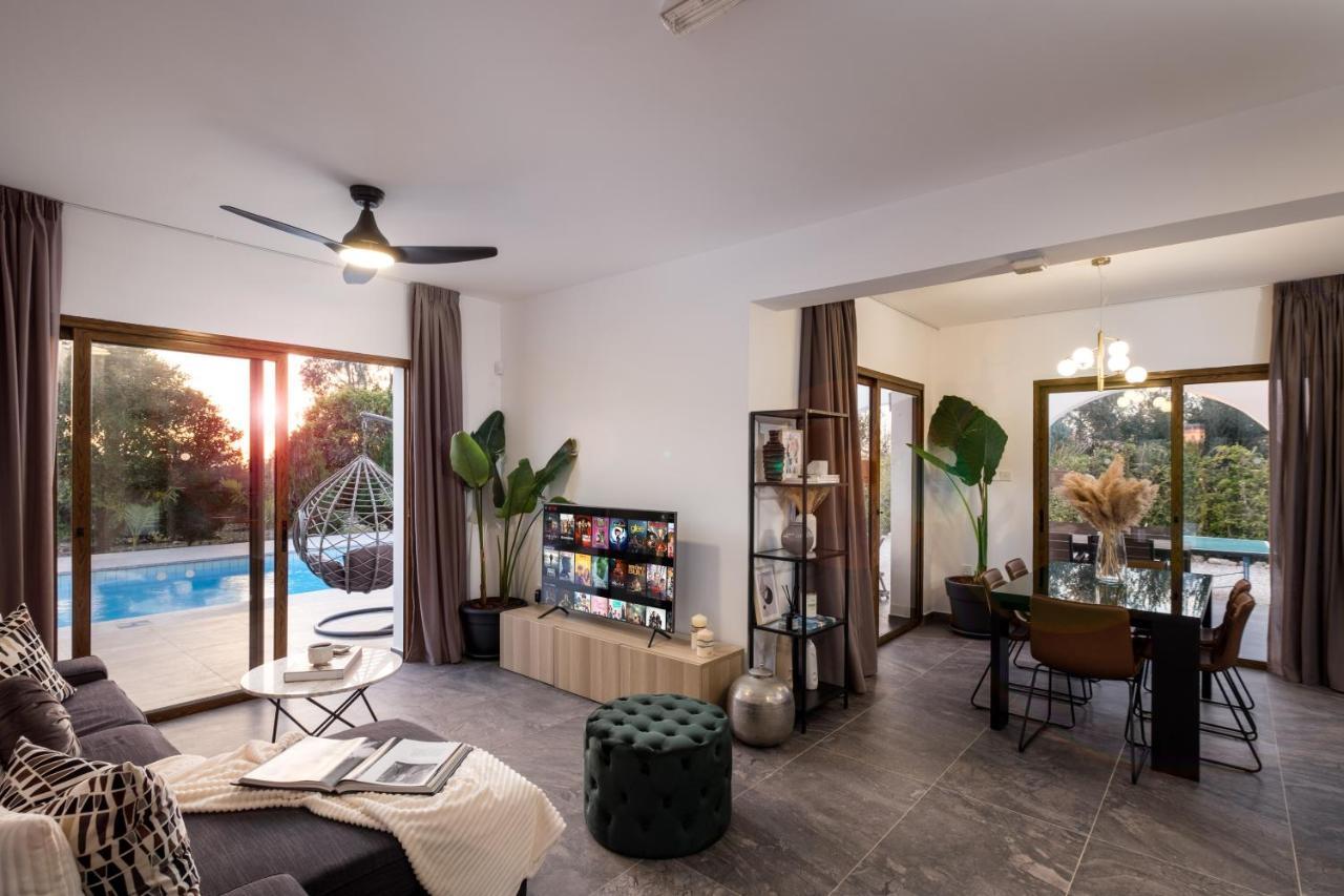 Cocoon Luxury Villa In Coral Bay-3 Min To Beach Peyia Esterno foto