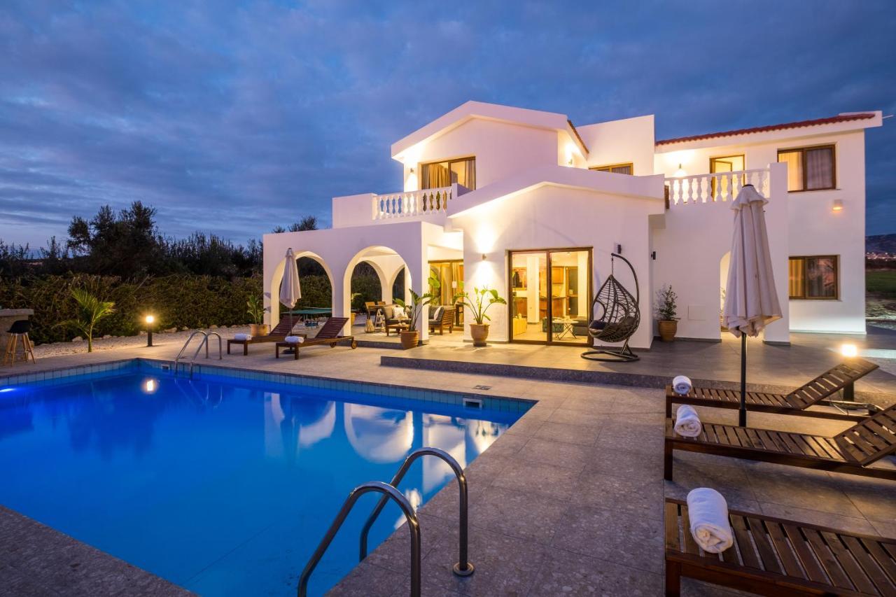 Cocoon Luxury Villa In Coral Bay-3 Min To Beach Peyia Esterno foto