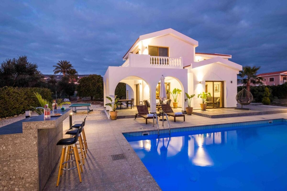 Cocoon Luxury Villa In Coral Bay-3 Min To Beach Peyia Esterno foto