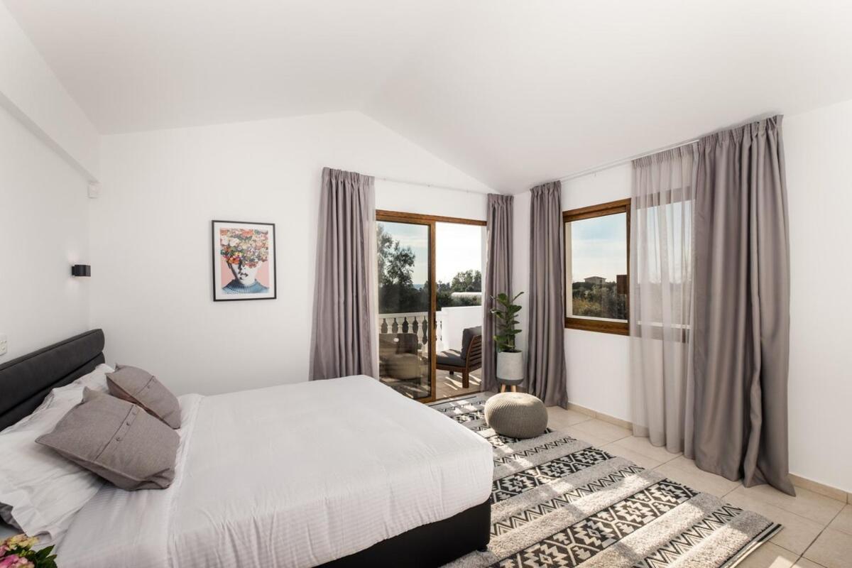 Cocoon Luxury Villa In Coral Bay-3 Min To Beach Peyia Esterno foto