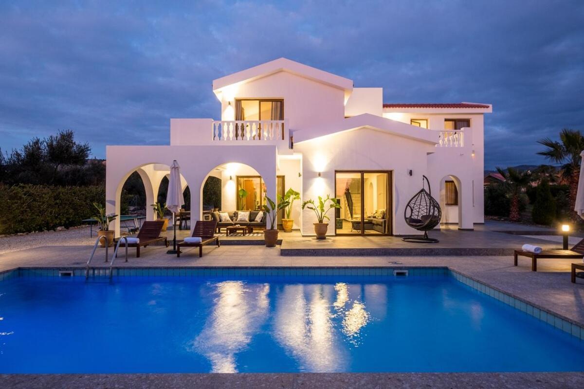 Cocoon Luxury Villa In Coral Bay-3 Min To Beach Peyia Esterno foto